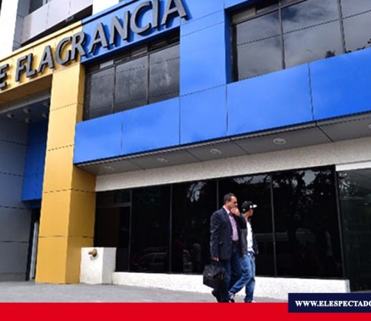 Prisión para ex asesoras de Correa