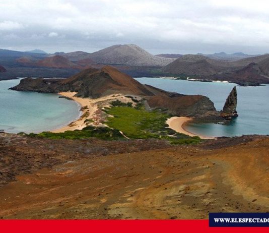 Galápagos: portaaviones de EEUU
