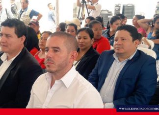 Entrega de viviendas en Jipijapa