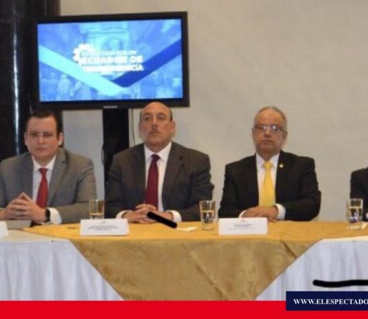 Asambleístas impulsan lucha contra la corrupción