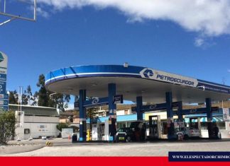 Se realiza operativos de control en gasolineras de Riobamba