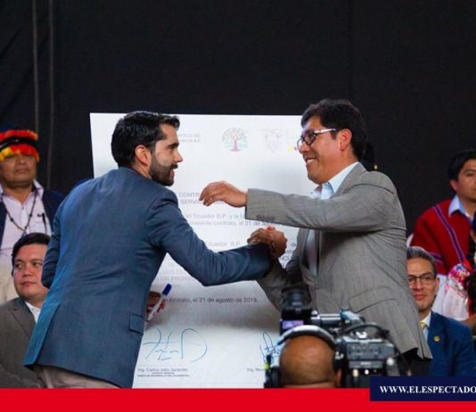 El BDE firmó 30 convenios para obras en el país