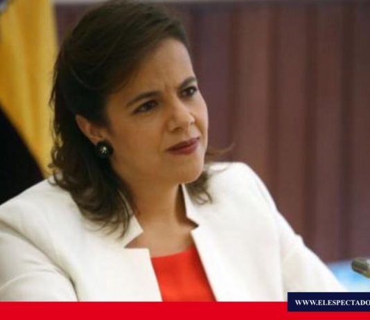 Se cumple el plazo para informe de juicio político contra Ministra Romo