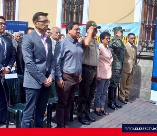 Feria Interinstitucional de Seguridad y Prevención se realiza en Riobamba