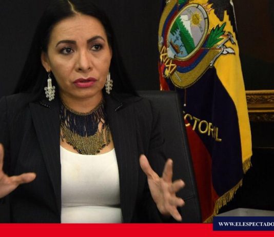 Inició juicio político contra Diana Atamaind