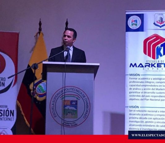 Autoridades de la ESPOCH firmaron un convenio de cooperación con el Viceministro de Producción
