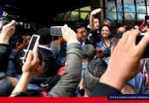 Paola Pabón vuelve a la Prefectura y da un discurso preelectoral