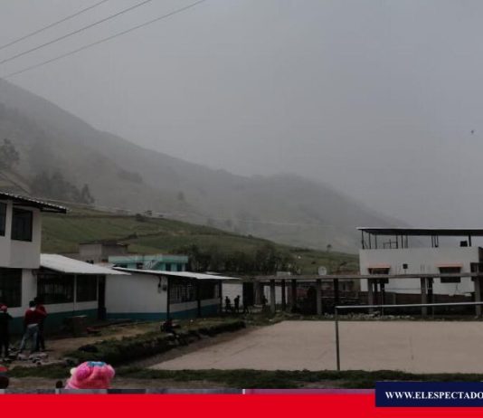 Se registró caída de ceniza en Riobamba