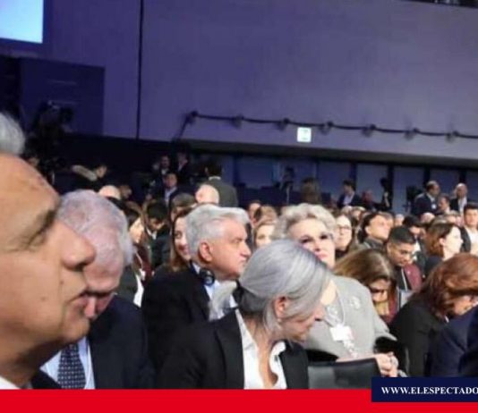 Lenín Moreno aseguró que continuará con las medidas económicas