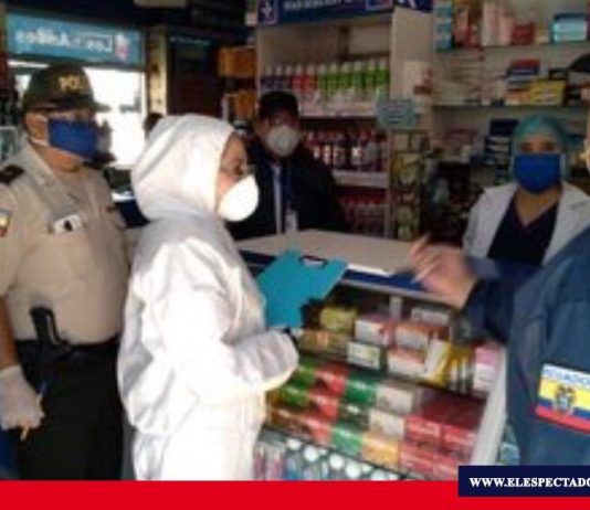 Se realizan controles en farmacias de Riobamba