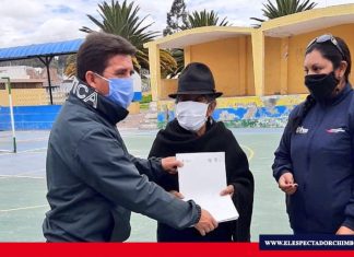 MAG entrega escrituras en parroquias rurales de Chimborazo