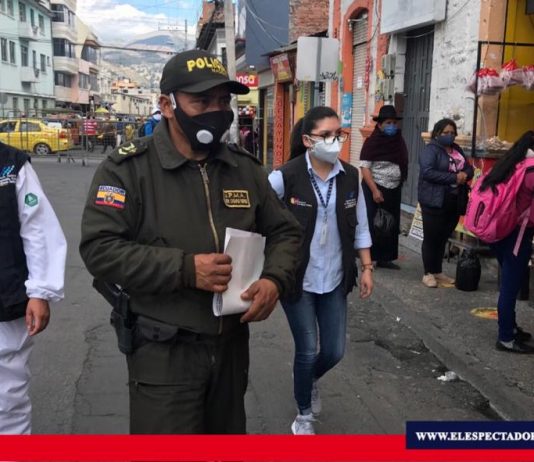 Verificación de medidas higiénico-sanitarias en tiendas de Riobamba