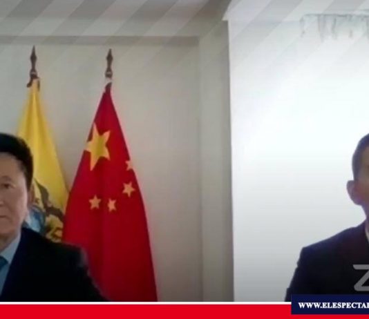 China prohíbe la pesca cerca de Galápagos