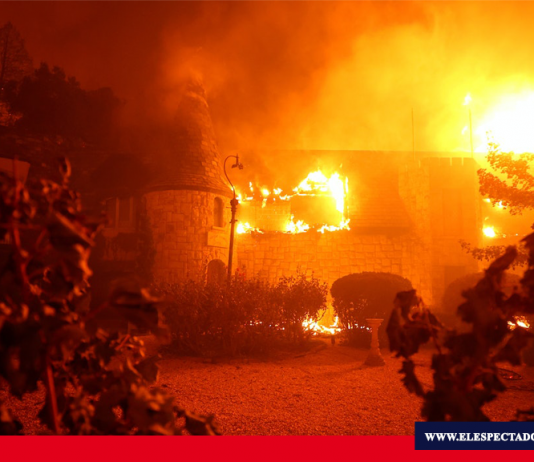 Miles de personas son evacuadas por incendios en California