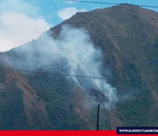 Incendio forestal en el cerro Puñay