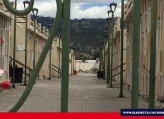 Modelo de lápida en el Cementerio de Riobamba