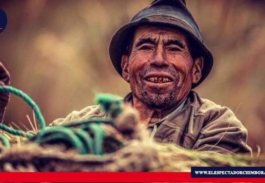 “ÚLTIMO HIELERO DEL CHIMBORAZO” recibe reconocimiento