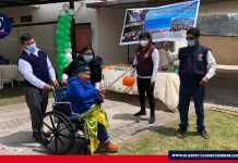 Día Internacional del adulto mayor se celebró en centro Gerontológico El GAD Municipal agradeció a aquellos ciudadanos residentes dentro y fuera del Cantón que siempre están colaborando con el Centro Gerontológico, mismos que ayudan a fortalecer la atención de los adultos mayores, demostrándoles su cariño y gratitud. Foto: GADM Chunchi.