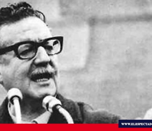 Salvador Allende asume la presidencia de Chile