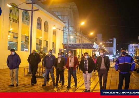Iluminación en la parte externa en “CCP La Condamine”