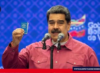 Maduro llama «mequetrefe y pelele» a Moreno En su intervención Maduro, también hizo un llamado al diálogo. Foto: EFE.