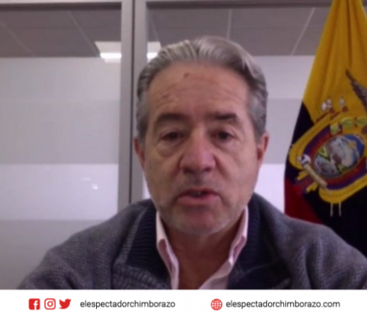 Asamblea exige destitución del ministro de salud