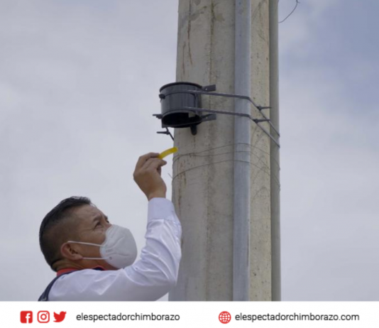 Colocación de muestreadores para medir la calidad del aire en la ciudad