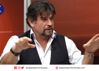 Hasta 6 mil dólares cobra Carlos Vera por twittear