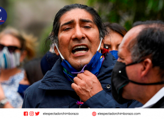 Pérez denuncia que candidatos lo quieren sobornar