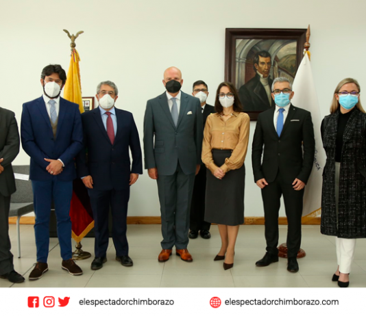Se piden renuncias desde el Ministerio de Salud