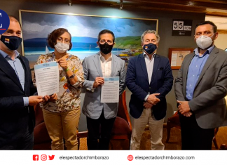 Políticos ecuatorianos apoyan iniciativa de partido ultraconservador de España