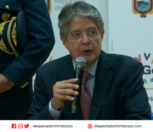 Lasso llama al sector privado para formar parte del Plan de Vacunación