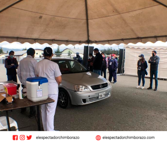 Se abre Punto de Vacunación Exprés en Riobamba