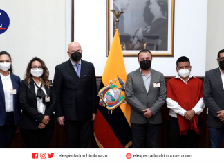 Borrero revisa el avance del Plan 9/100 en Riobamba