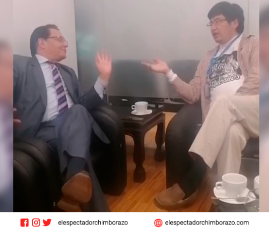John Vinueza habla sobre la fiscalización en Chimborazo con Fernando Villavicencio